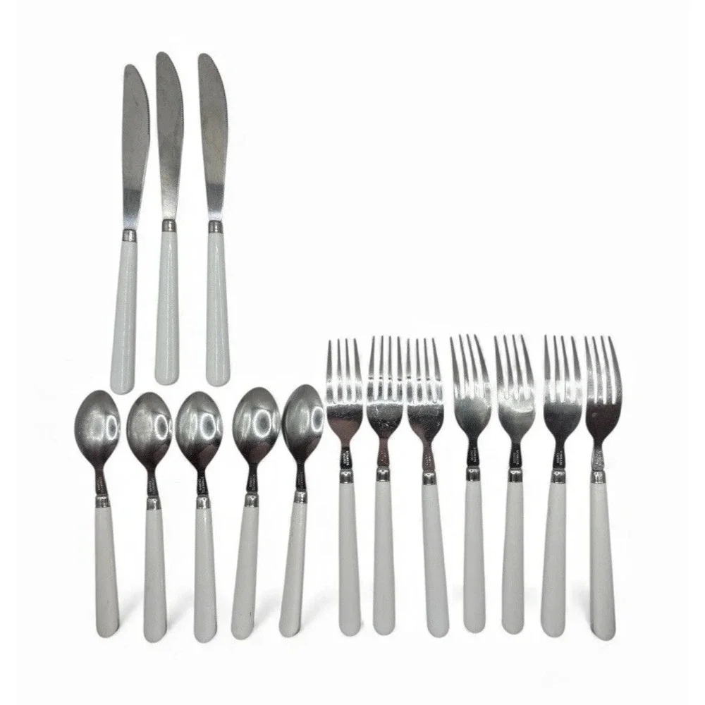 Vtg Salem Christmas‎ Eve Silverware 15pc Flatware 7 Forks 5 Spoons 3 Knives